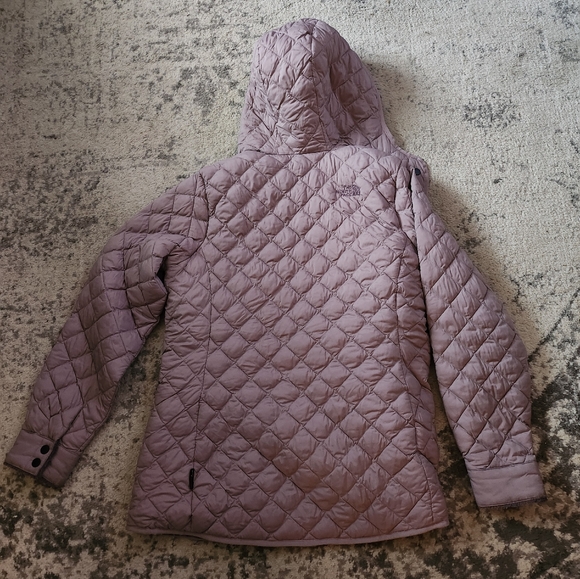 North Face Quilted Coat - Picture 3 of 11